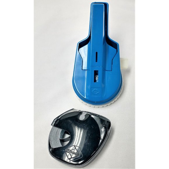 Vintage Dymo Mark IV Blue Mini Label Maker w/ Tape, Instructions, and Iron-Ons - Picture 3 of 3